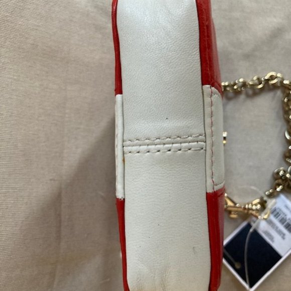 New with Tag Juicy Couture Stripe Zip YSRU2551 clutch ,Red Siren - Picture 3 of 3